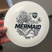 Load image into Gallery viewer, Discmania Active Mermaid
