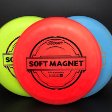 Load image into Gallery viewer, Discraft Putter Line Soft Magnet - stock
