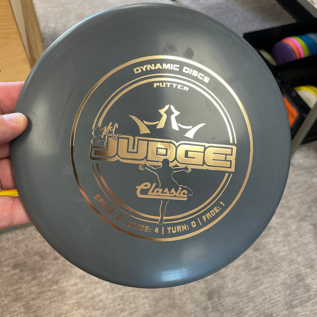 Dynamic Discs Classic EMAC Judge - stock