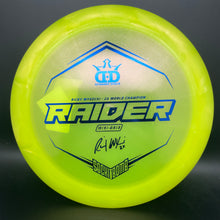 Load image into Gallery viewer, Dynamic Discs Lucid-Ice Glimmer Raider Wysocki signature
