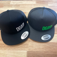 Load image into Gallery viewer, DGA FLATBILL MESH SNAPBACK DGA LOGO CAP
