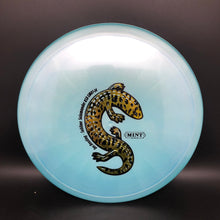 Load image into Gallery viewer, Mint Discs Sublime Salamander 2-foil Reading
